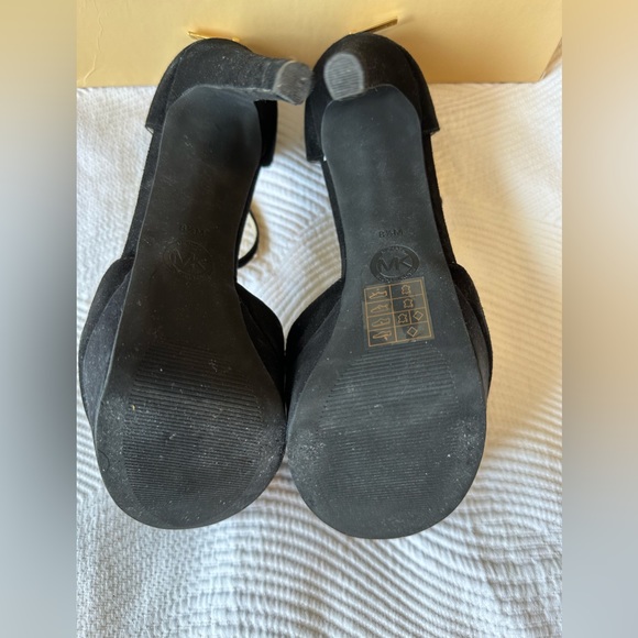 Michael Michael Kors Brayson TStrap heels, like new condition - Picture 4 of 4